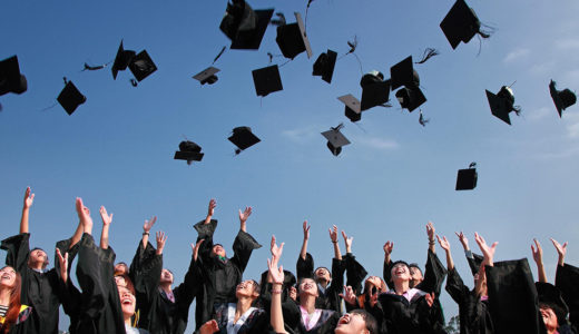 高学歴の母親が育てると賢くなるは本当？